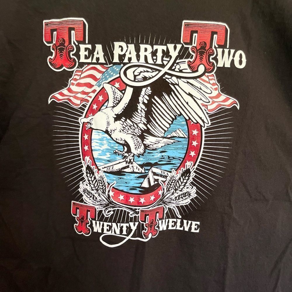 Bayside Graphic Tee.Size Xl - Picture 4 of 7